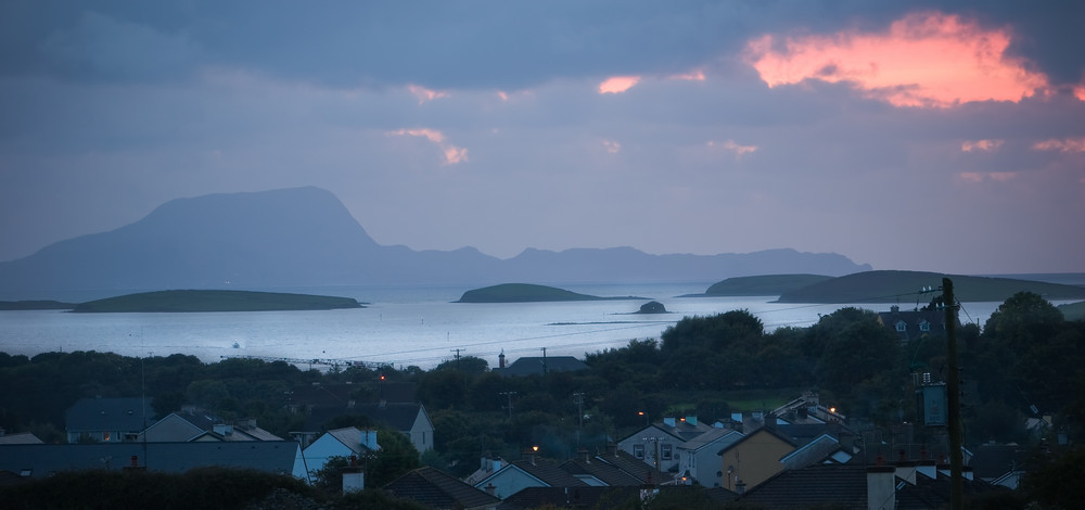 Blick auf die Westportbay im Nordwesten Irlands.