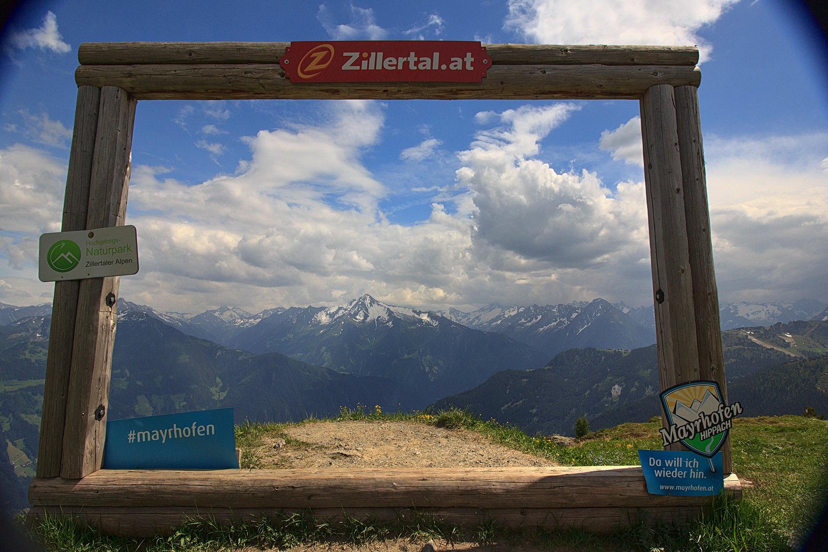 Blick auf die Zillertaler Berge