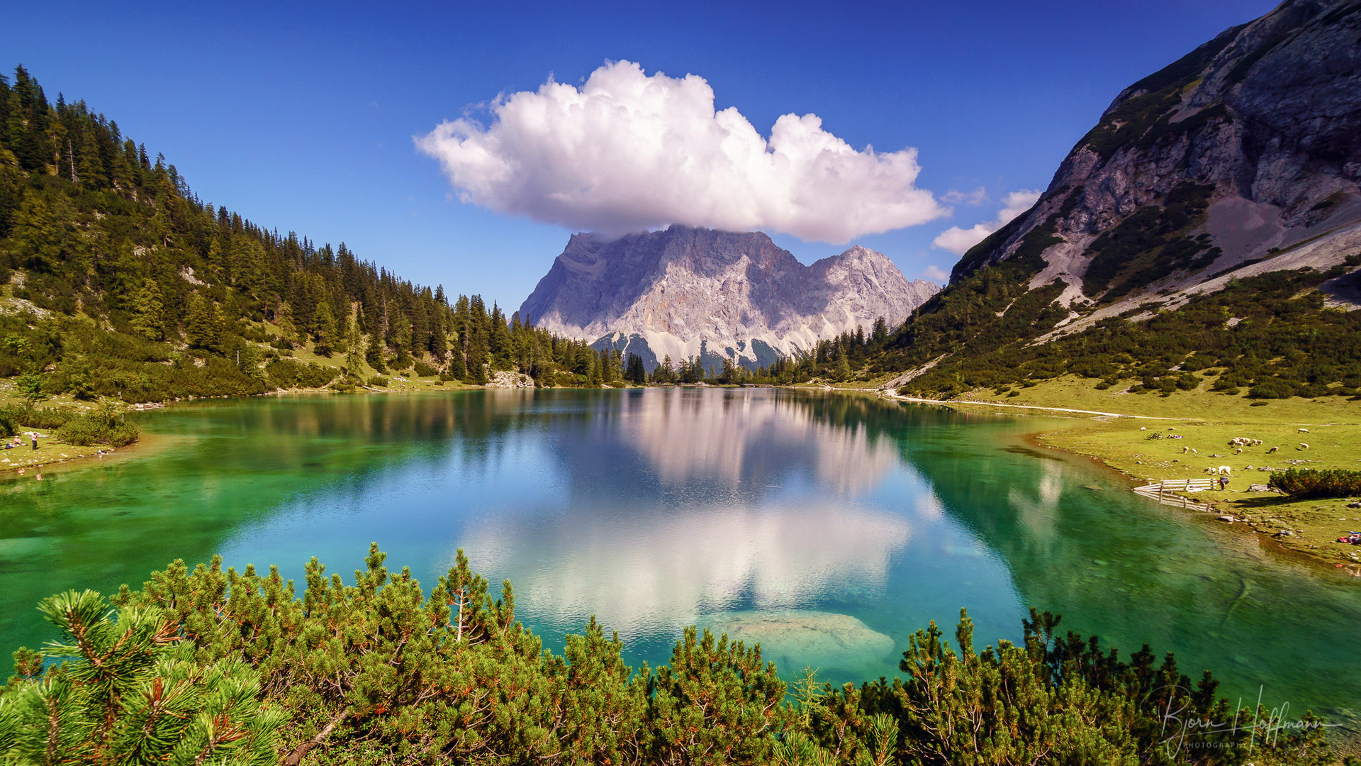 Blick auf die Zugspitze Foto Bild world landschaften Blick auf die Zugspitze Foto Bild world landschaften