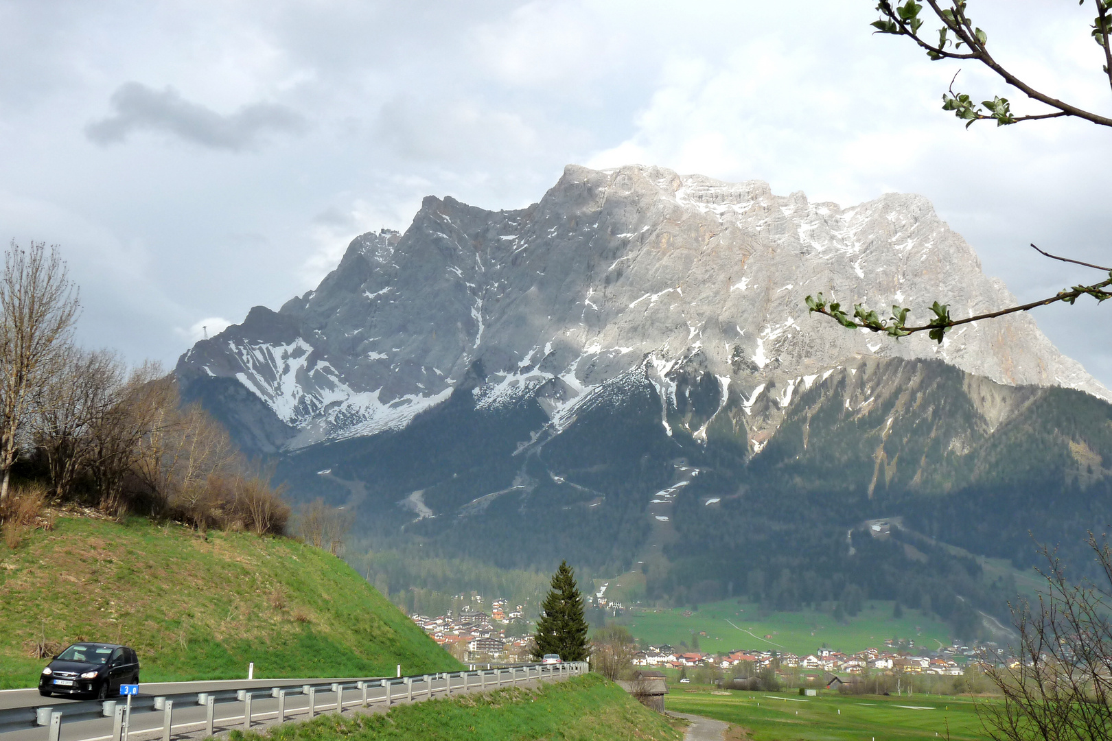 Blick auf die Zugspitze (Österreichische Seite)