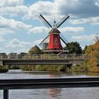 Blick auf die Zwillingsmühle in Greetsiel