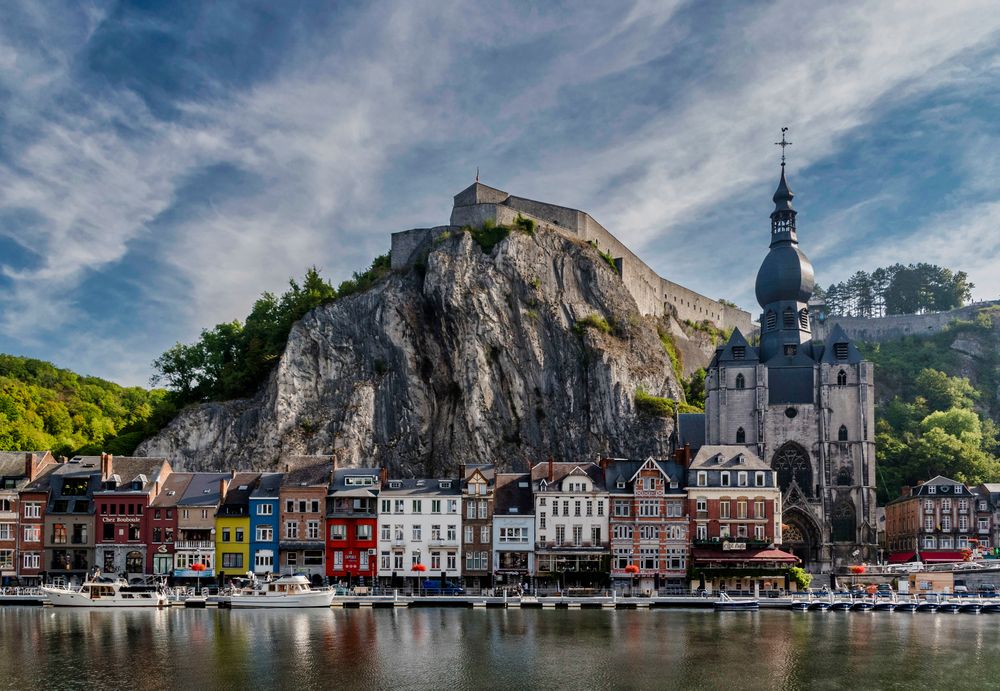 Blick auf Dinant und die Maas