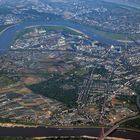 Blick auf Düsseldorf und den Rhein, Luftaufnahme