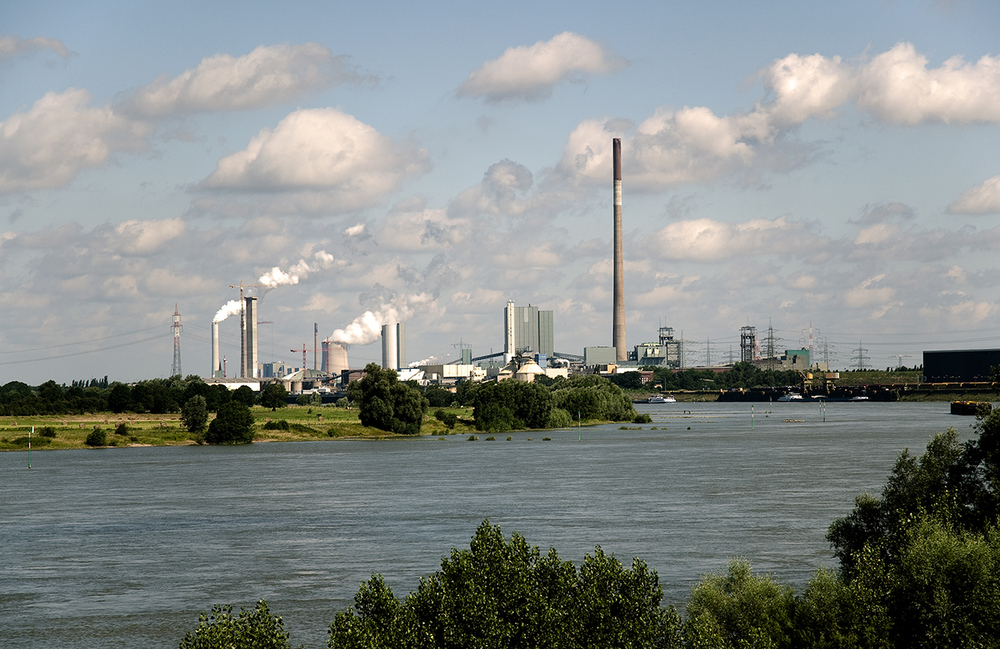 Blick auf Duisburg Walsum