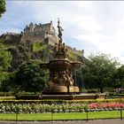 Blick auf Edinburgh Castle*