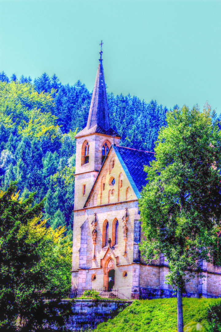 Blick auf eine Kirche