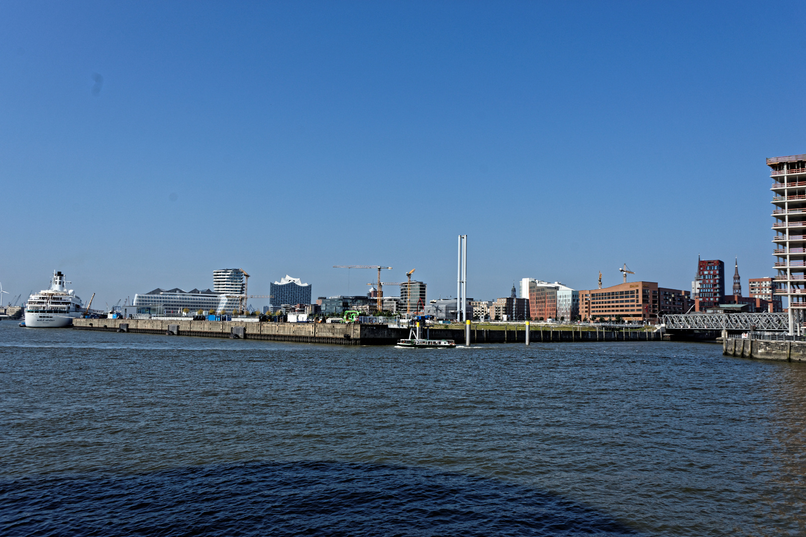 Blick auf einen Teil der Hafencity