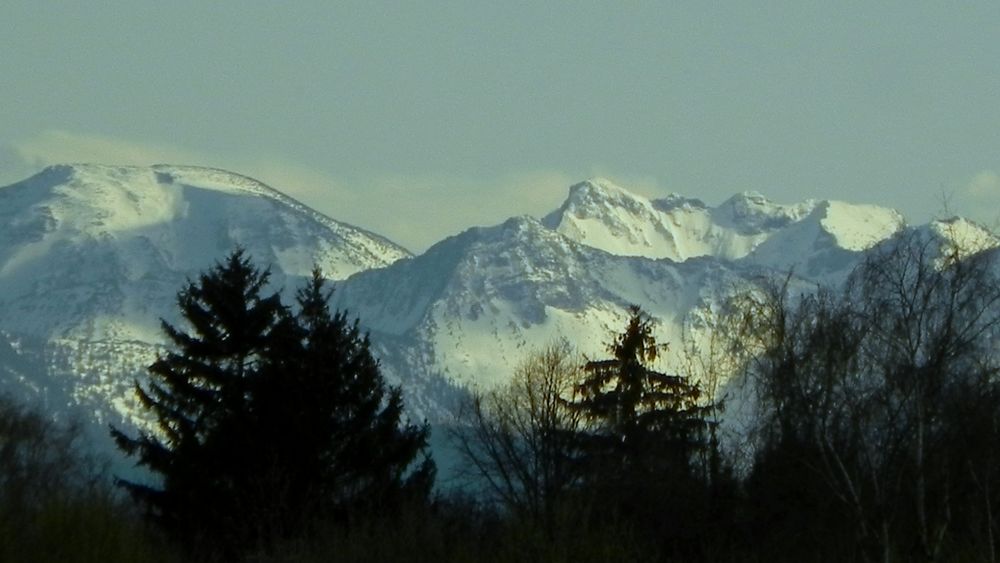 Blick auf einige "Münchner Hausberge" (ca. 70km entfernt).