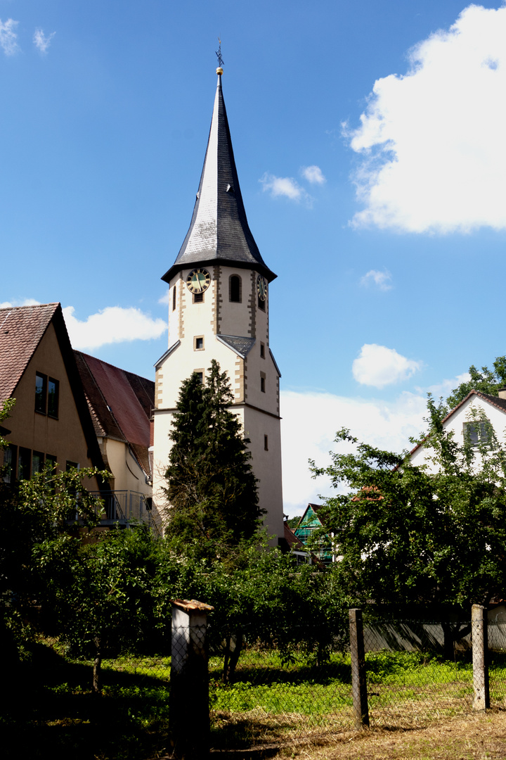 Blick auf evangelische  Kirche