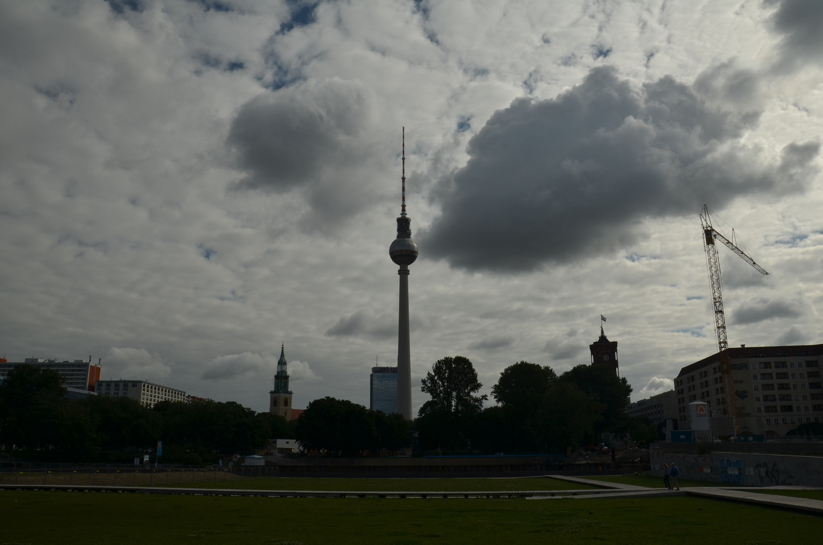 Blick auf Fernsehturm und Marienkirche