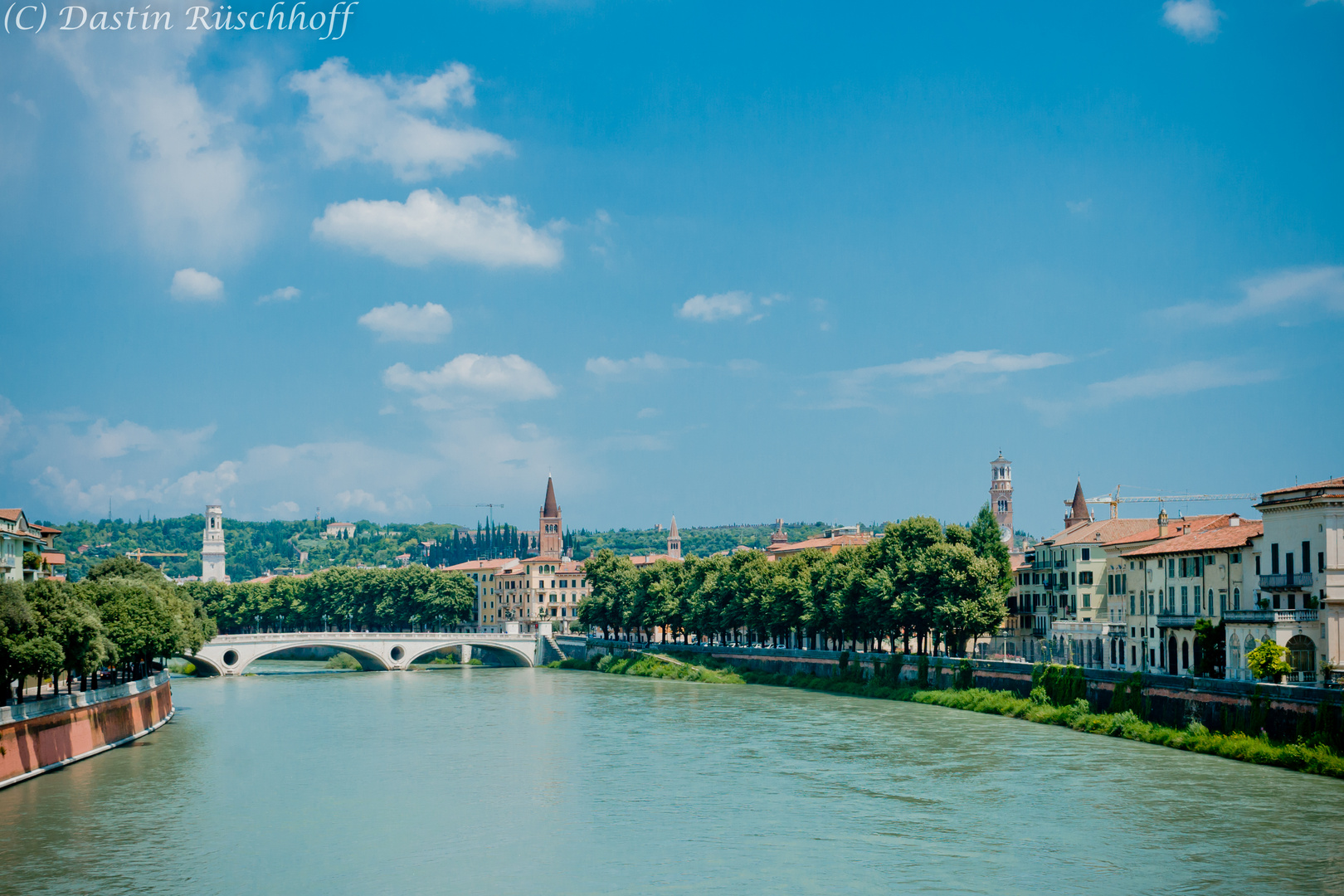 Blick auf Fiume Adige