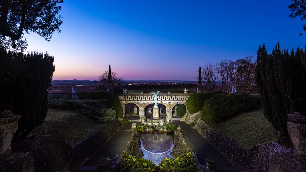 Blick auf Fortuna Foto & Bild architektur, blaue stunde, deutschland