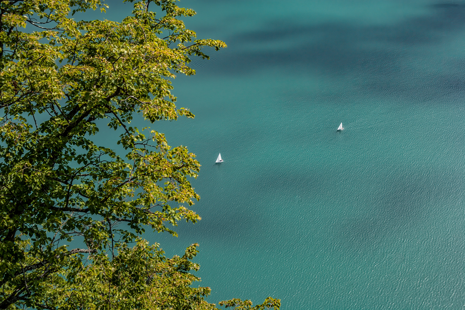 Blick auf Freizeitsportler auf dem Vierwaldstättersee