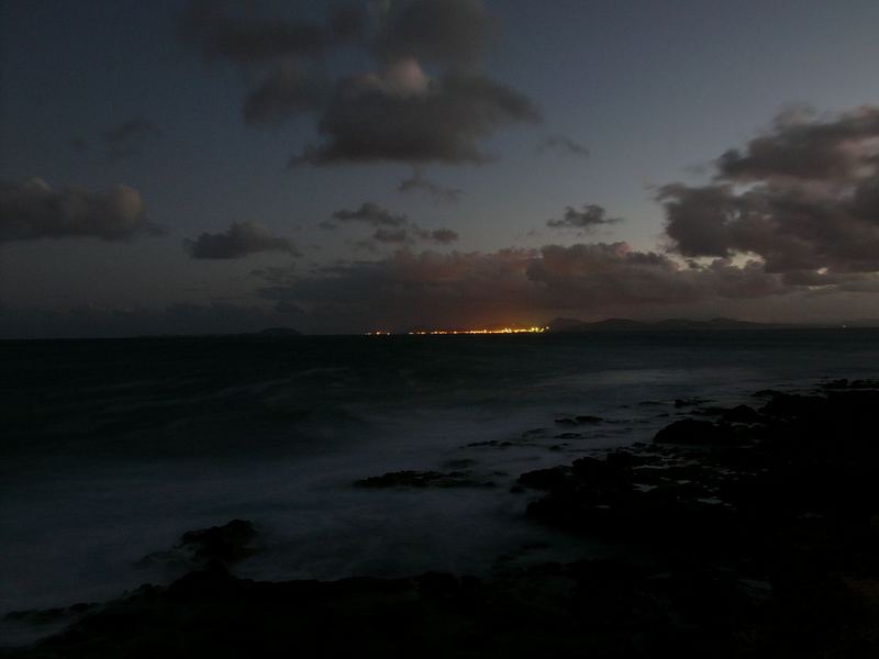 Blick auf Fuerteventura bei Nacht