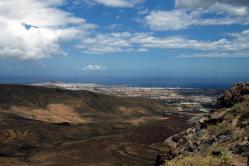 Blick auf Gáldar, Sta. Maria de Guia + La Costa