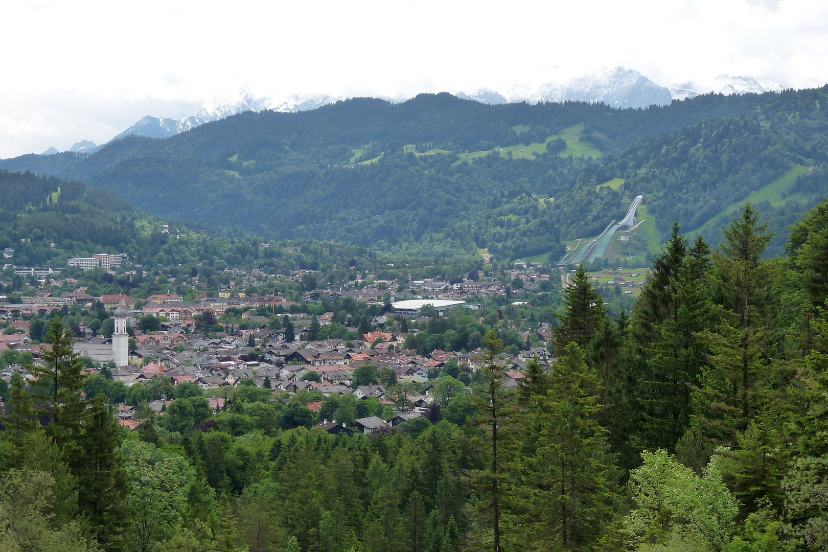 Blick auf Garmisch-Partenkirchen