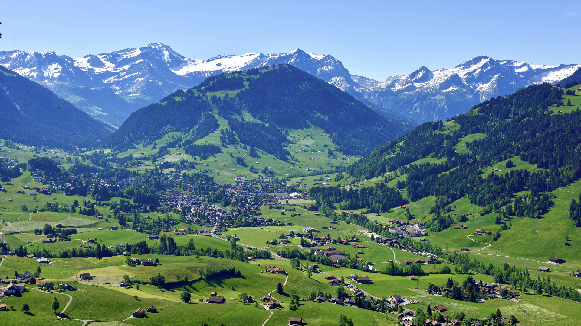 Blick auf Gstaad