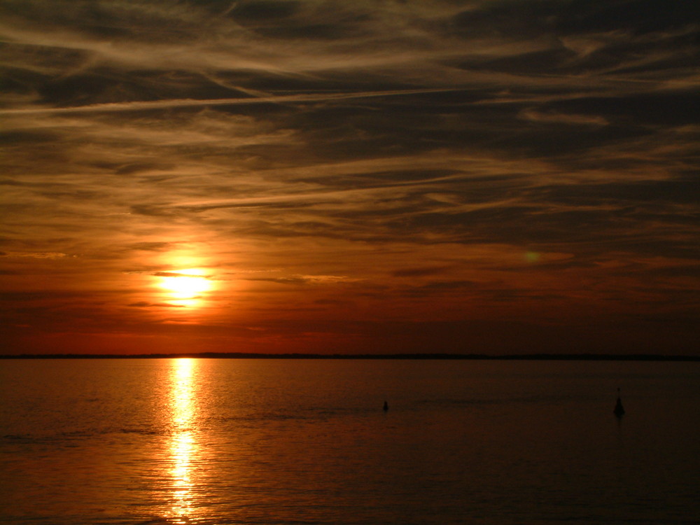 Blick auf Insel Hiddensee zum Abend