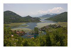 Blick auf Karuc am Skadar See