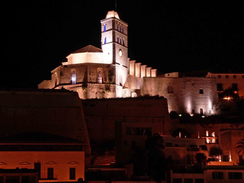 Blick auf Kathedrale von Eivissa