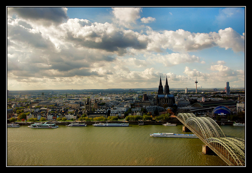 Blick auf Köln vom LVR Haus