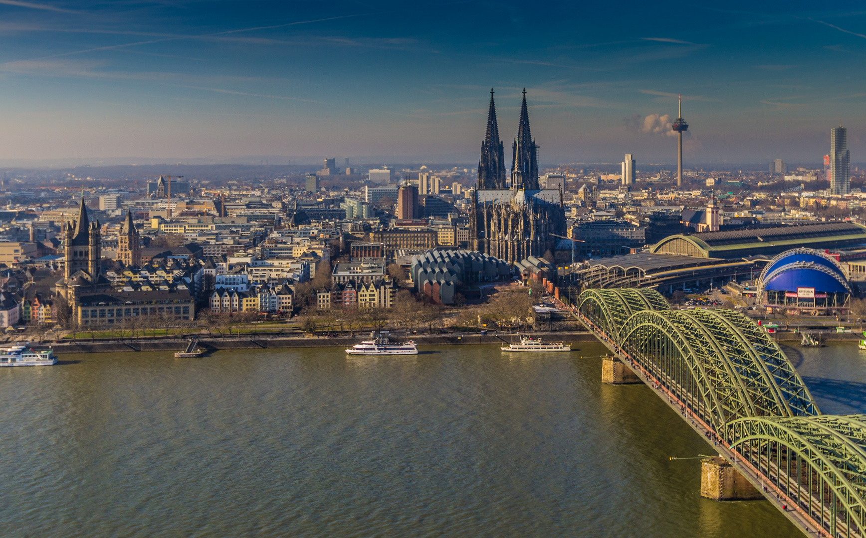 Blick auf Köln vom Triangle Turm in Deutz
