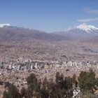 Blick auf La Paz und den Illimani