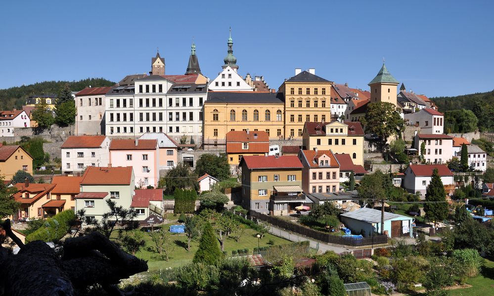 Blick auf Loket (Ellenbogen)