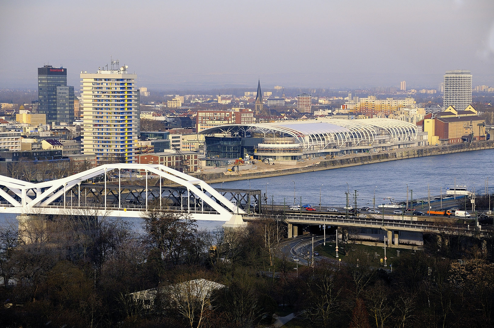 Blick auf Ludwigshafen / Rhein