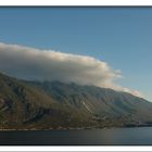 Blick auf Malcesine an einem Oktoberabend