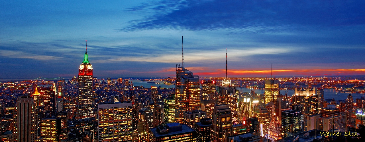 Blick auf Manhattan, den Hudson und New Jersey