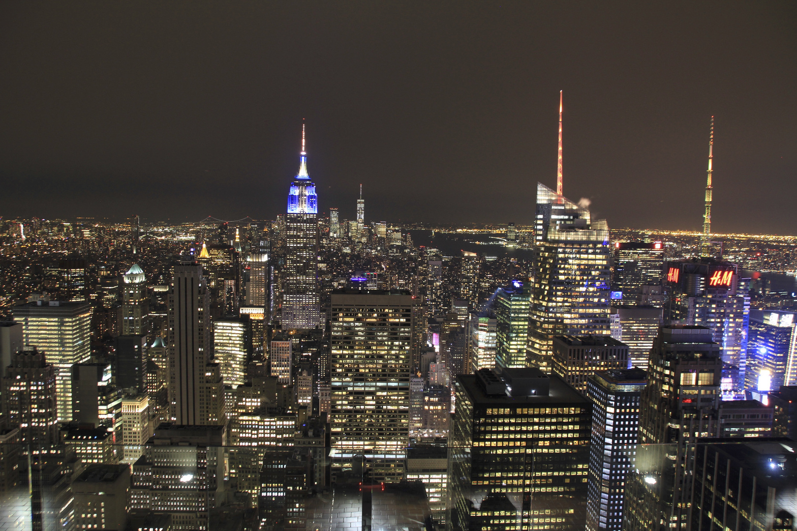 Blick auf Manhatten bei Nacht 