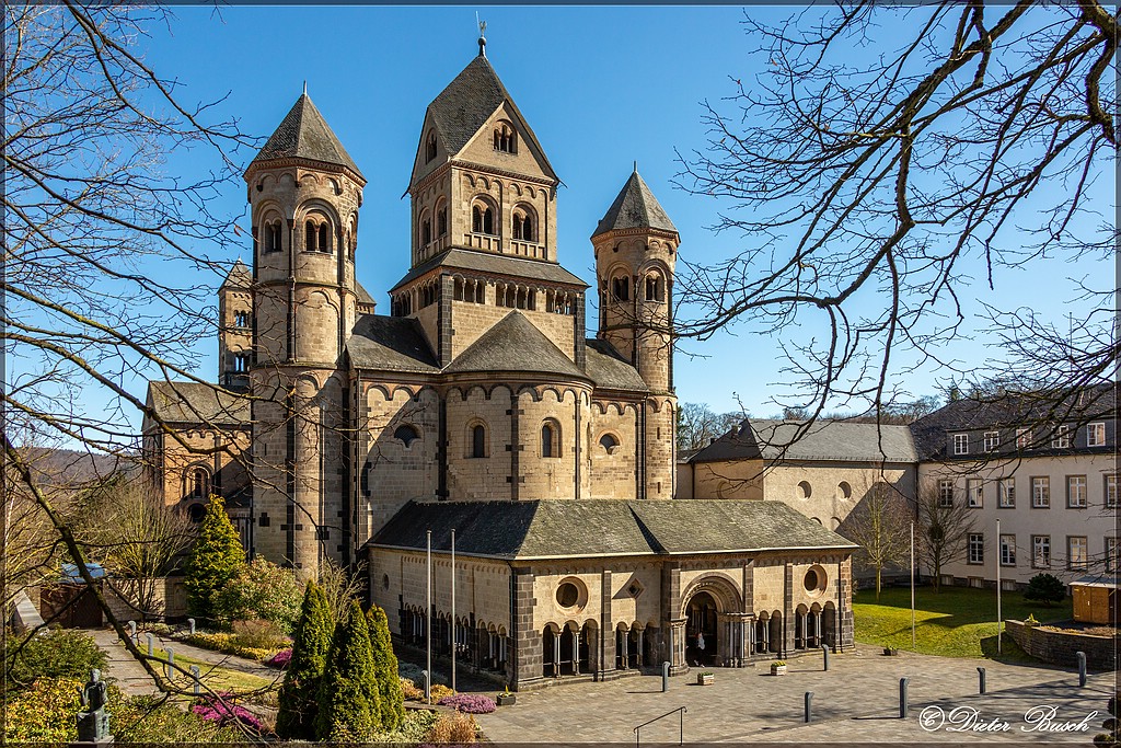 Blick auf Maria Laach