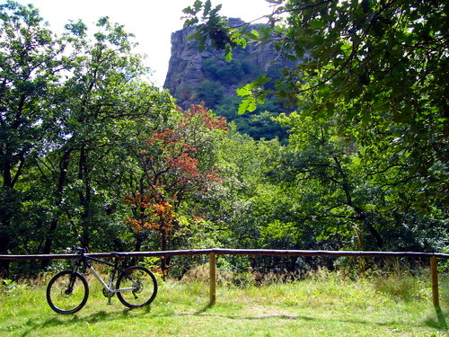 Blick auf mein Fahrrad... - nein natürlich Blick auf den Regenstein