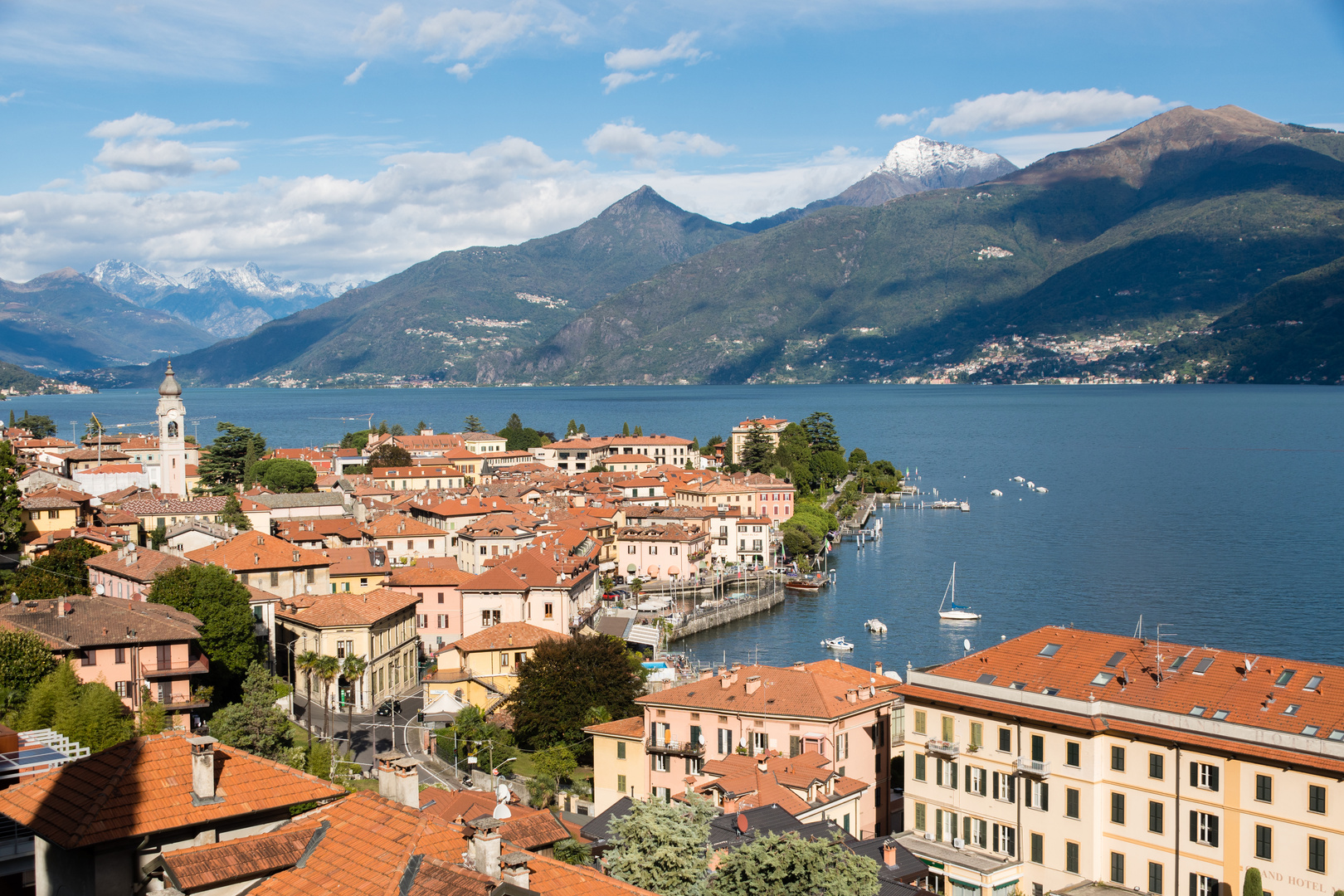 Blick auf Menaggio am Lago di Como