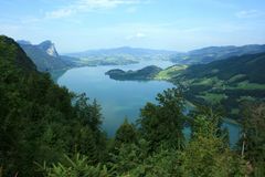 Blick auf Mondsee, am Weg zur Eisenau