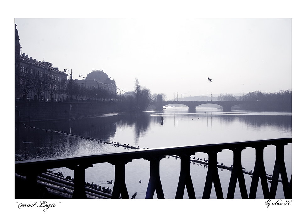 Blick auf " most Legií " in Prag