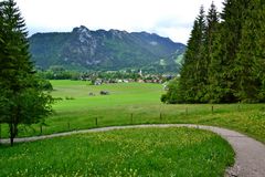 Blick auf Oberammergau vom "Altherrenweg"…,