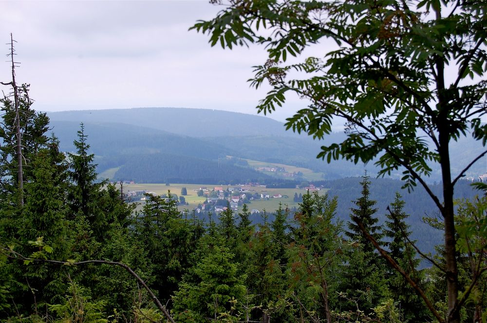 Blick auf Oberwarmensteinach…