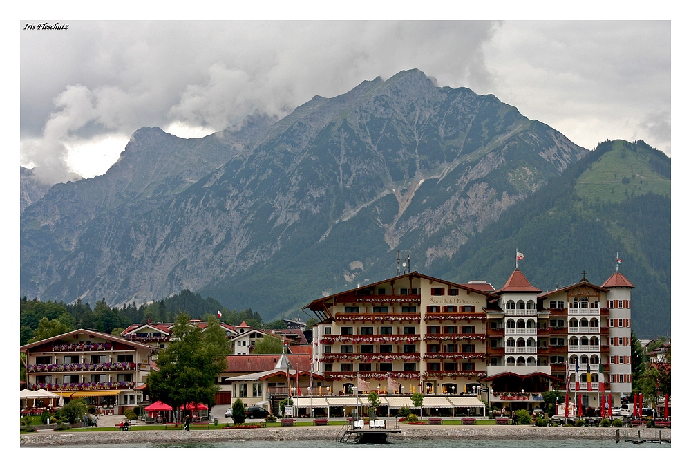 Blick auf Pertisau...