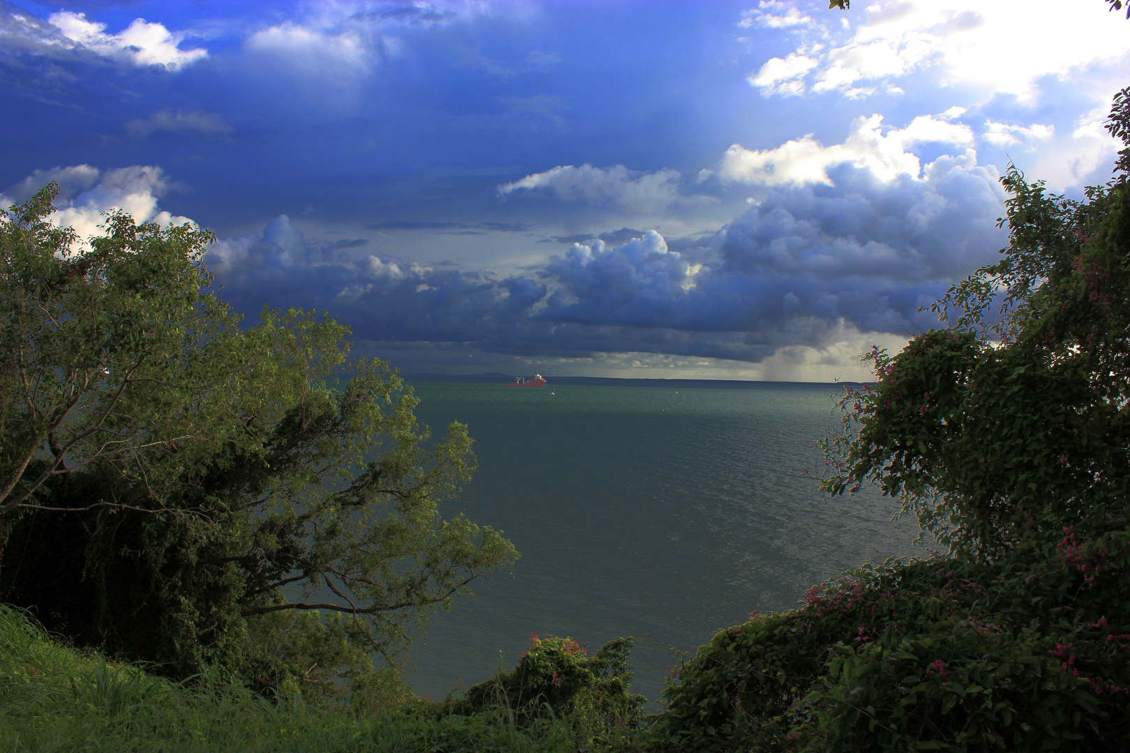 Blick auf Port Darwin vom Bicentennial Park aus