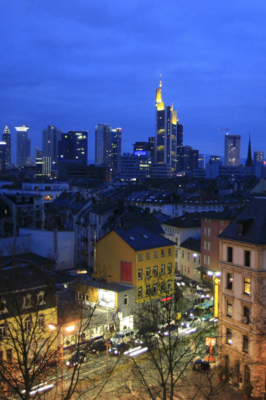 Blick auf Sachsenhausen und die Skyline