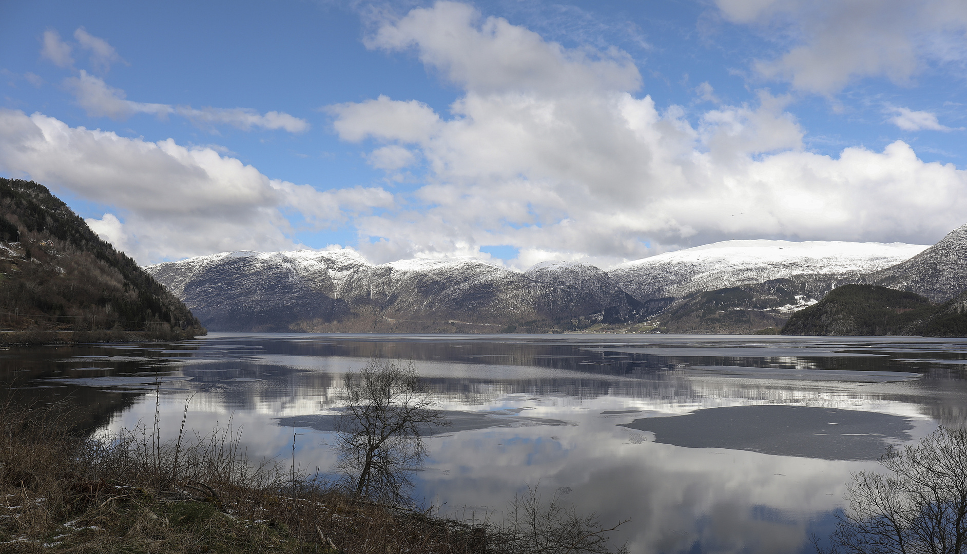 Blick auf Sandane