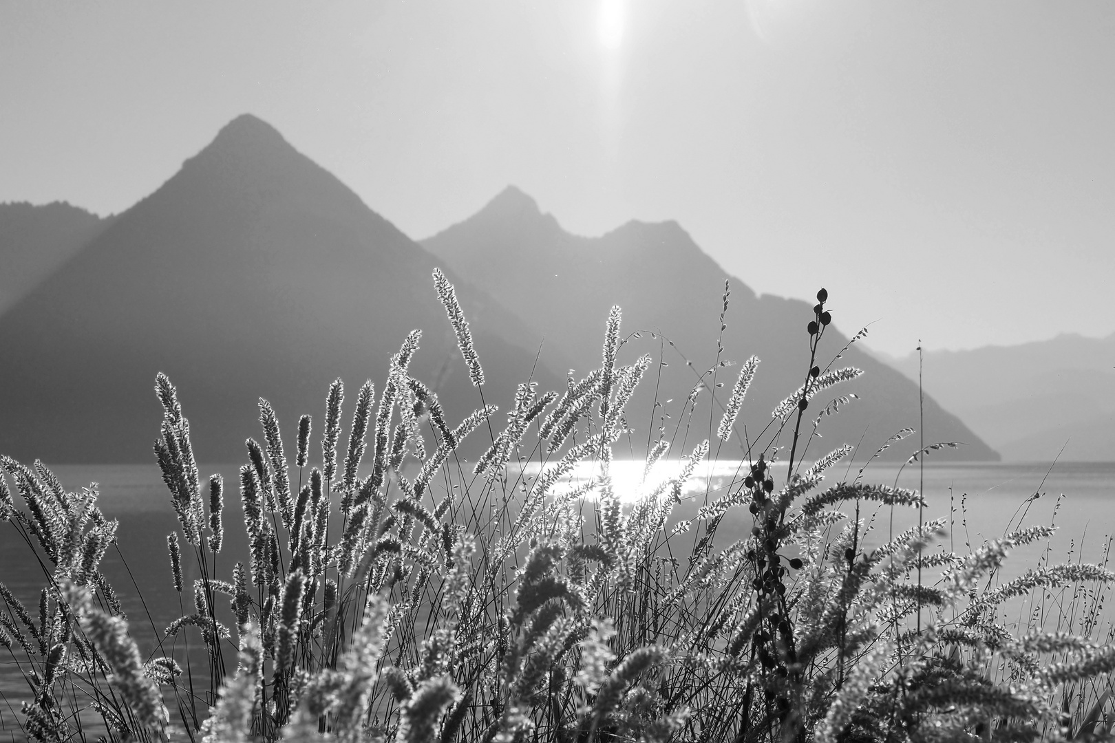 blick auf see und berge