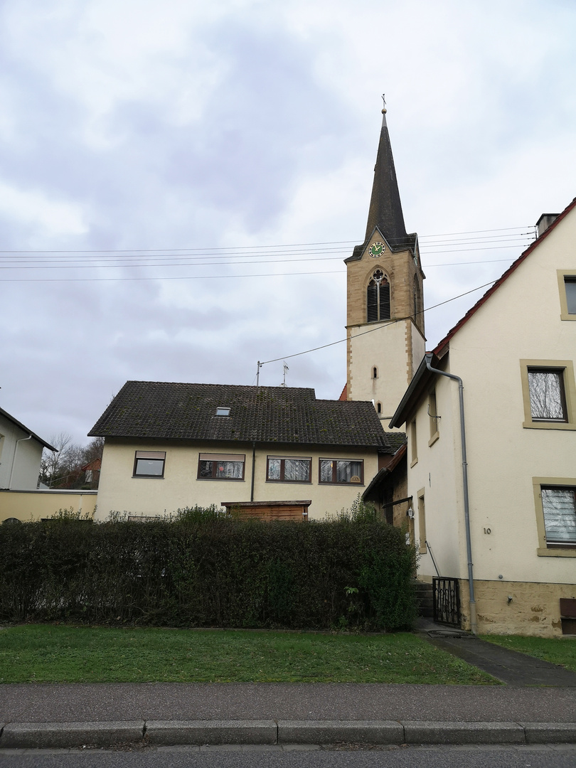 Blick auf Sickinger Grabkirche