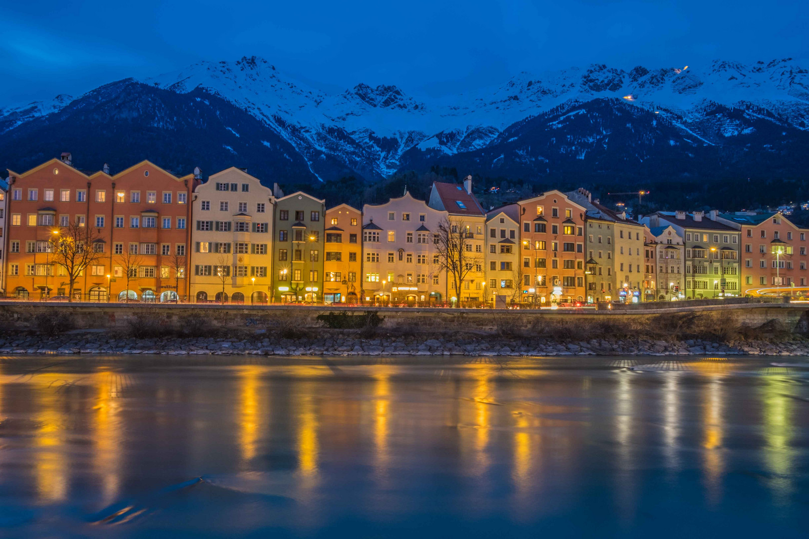 Blick auf St. Nikolaus und die verschneite Nordkette