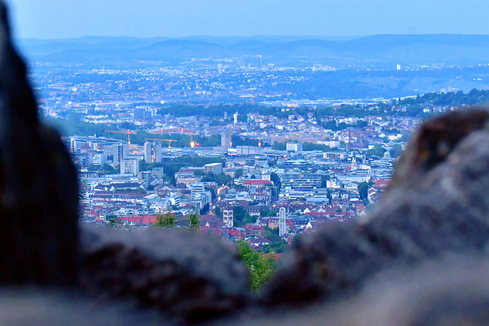 Blick auf Stuttgart vom "Monte Scherbelino" (Birkenkopf)