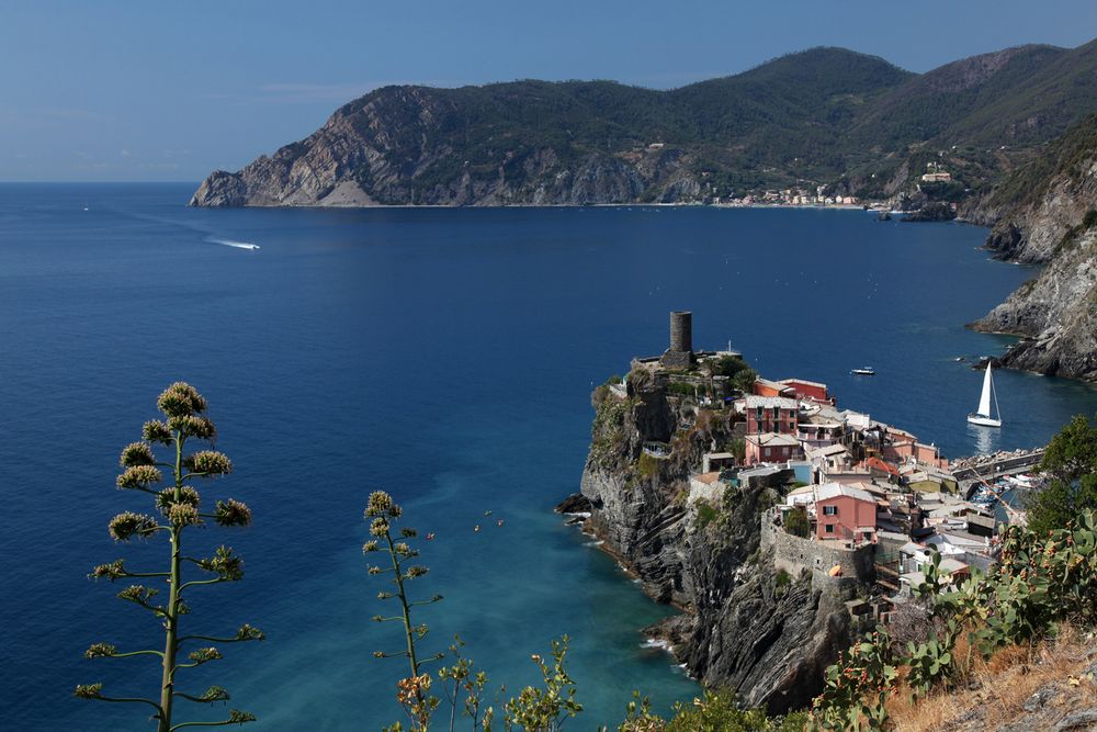 Blick auf Vernazza Foto & Bild europe, italy, vatican city, s marino