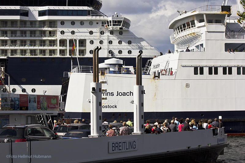 BLICK AUF WARNEMÜNDE ;-) oder