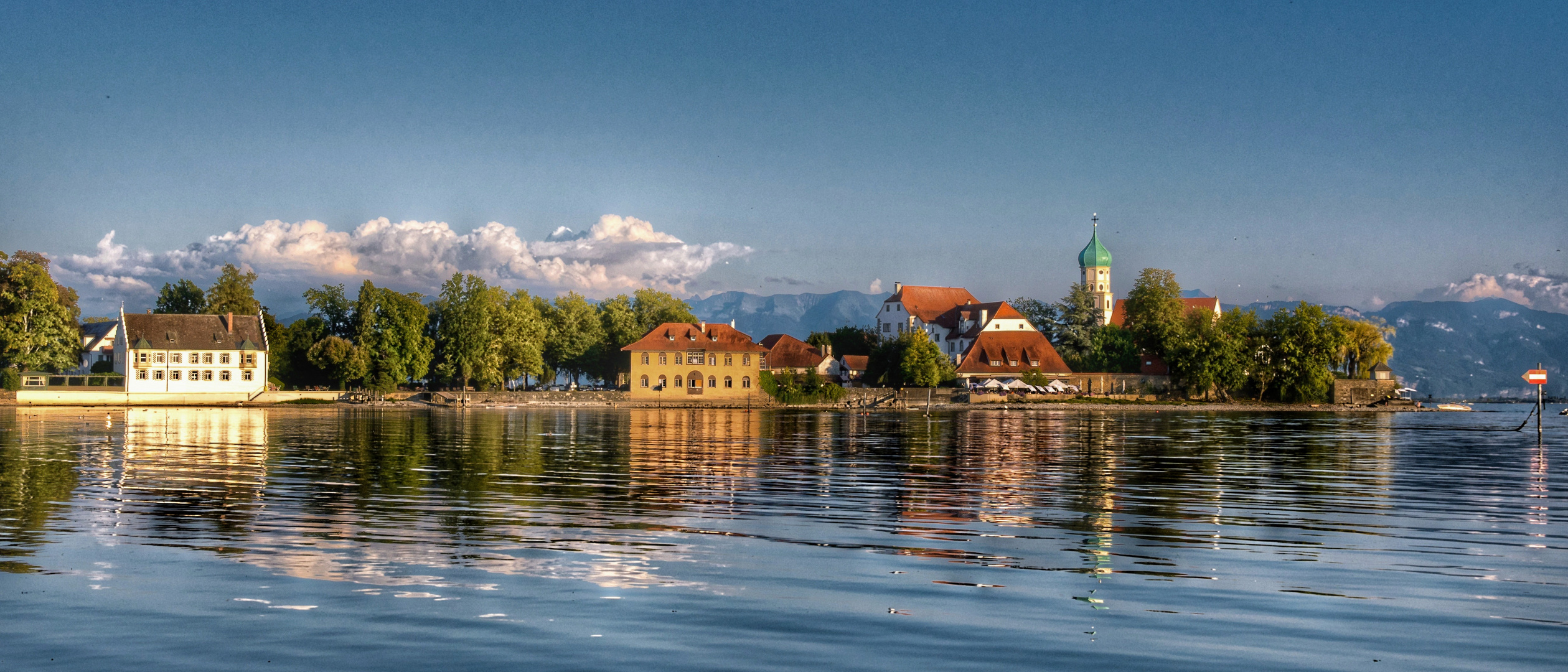 Blick auf Wasserburg